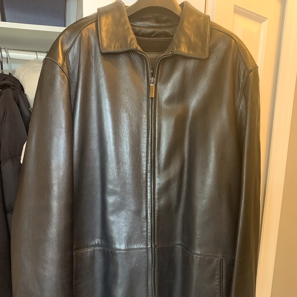 Andrew Marc men’s leather coat